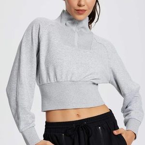 Evergreen Cotton Half-Zip Crop Pullover in Grey size Small